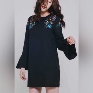 Anthropologie ALLISON Black Floral Embroidered Shift Dress Small